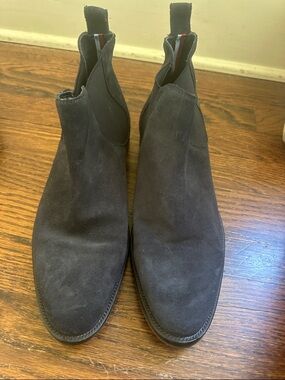 Tommy Hilfiger Men's Dark Navy Suede Chukka Boots